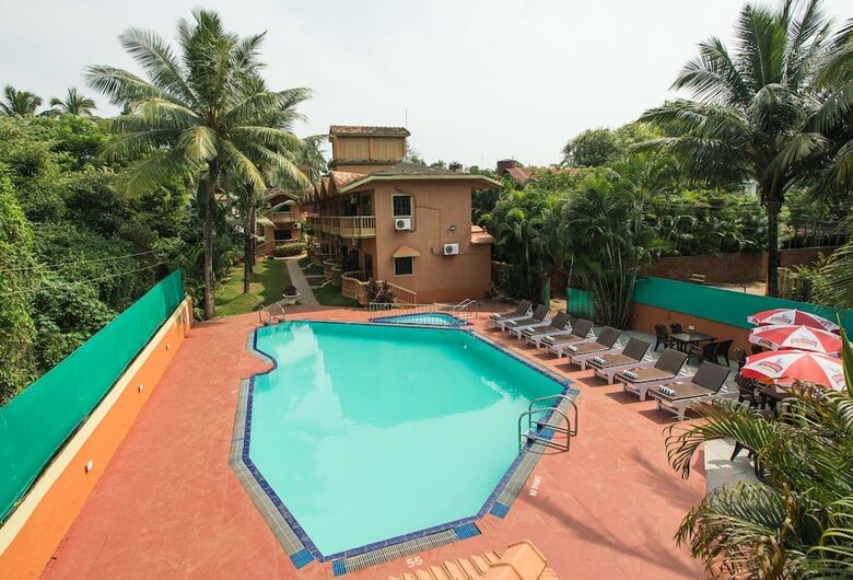 Hotel Ruffles Beach Resort