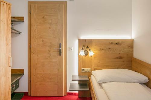 Hostal Annex Antika
