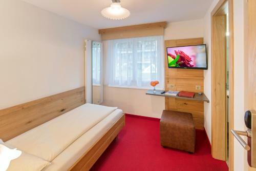 Hostal Annex Antika