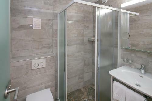 Hostal Annex Antika