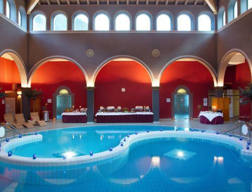 Thermal Hotels & Walliser Alpentherme Leukerbad