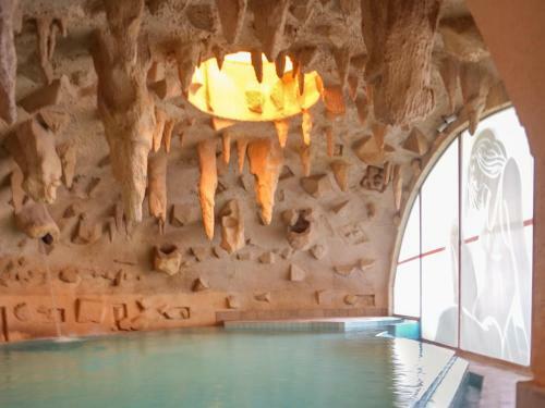 Thermal Hotels & Walliser Alpentherme Leukerbad