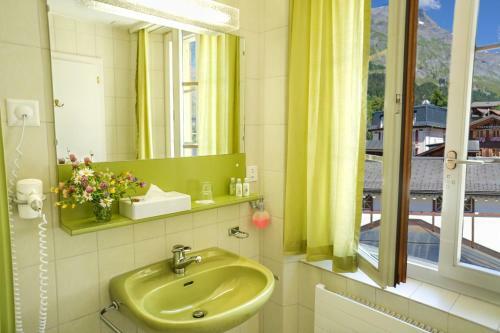 Thermal Hotels & Walliser Alpentherme Leukerbad