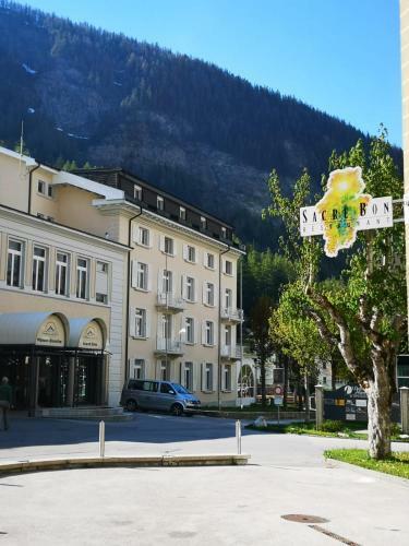 Thermal Hotels & Walliser Alpentherme Leukerbad