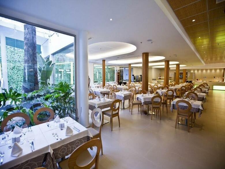 Riviera Beachotel (s�lo Adultos)