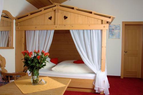 Hotel Camona & Apart Walserhof