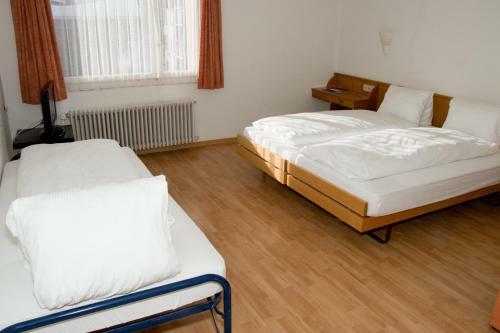 Hotel Chamanna Bed & Breakfast