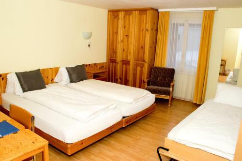Hotel Chamanna Bed & Breakfast