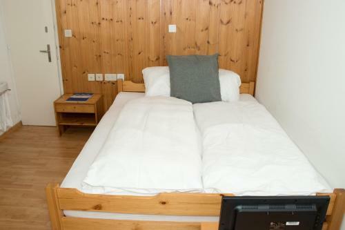 Hotel Chamanna Bed & Breakfast