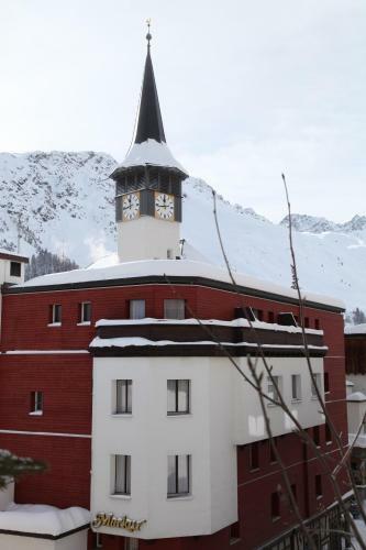 Hotel Chamanna Bed & Breakfast