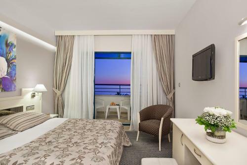 Sunrise Resort Hotel