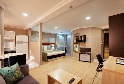 Gallery Hotel & Residence