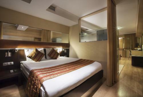 Gallery Hotel & Residence