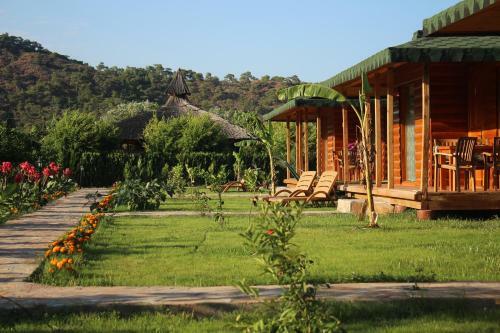 Cirali Almira Bungalow