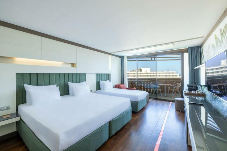 Kervansaray Lara Hotel