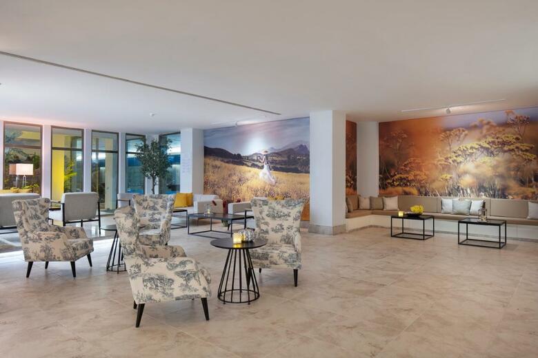 Kervansaray Lara Hotel