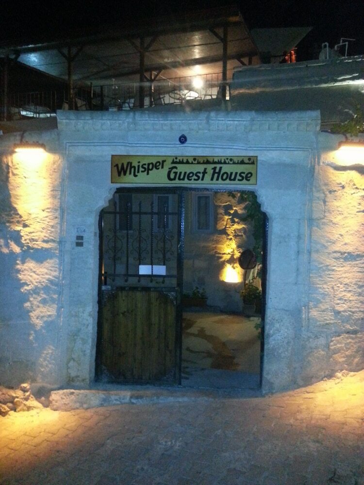 Hotel Whisper Cave House