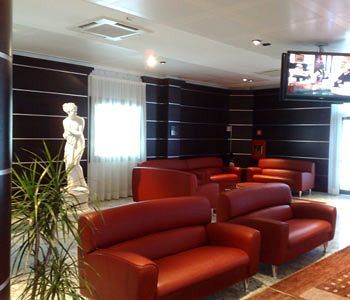 Dado Hotel International