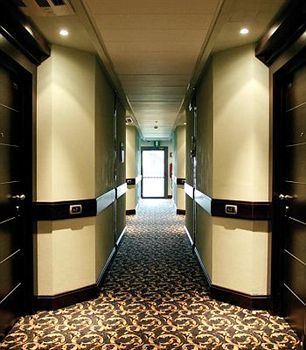 Dado Hotel International
