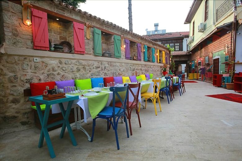 Blue Sea Garden Family Hotel
