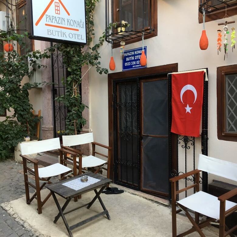 Hostal Papazin Konagi