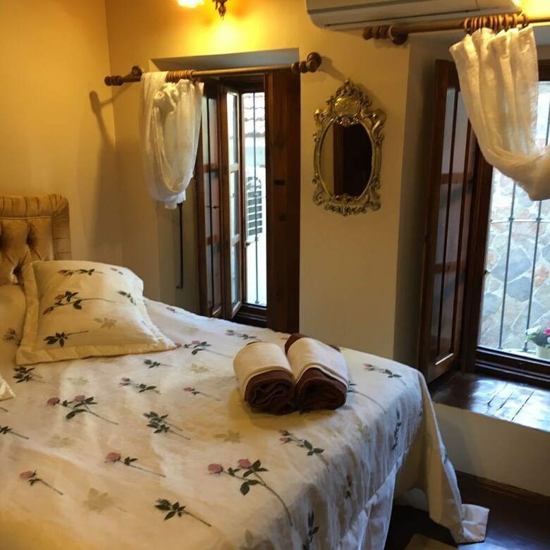 Hostal Papazin Konagi