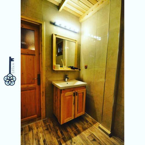 Lithos Boutique Hotel