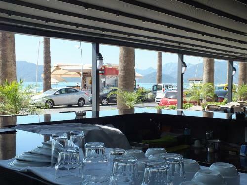 Candan Citybeach Hotel