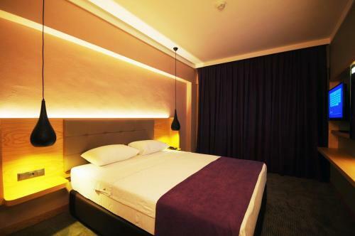 Candan Citybeach Hotel