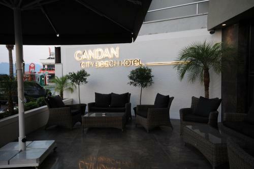 Candan Citybeach Hotel