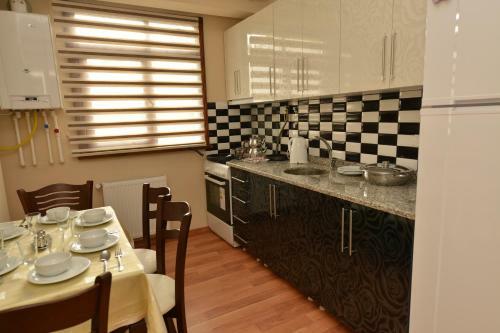 Tuana Apartment