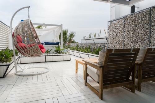 Nur Beach Hotel