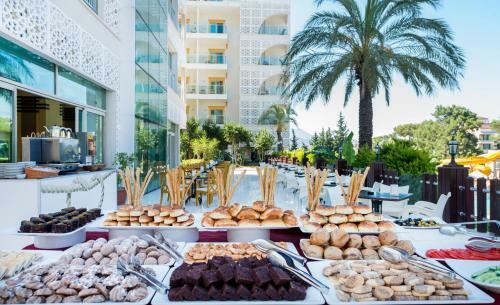 Grand Ring Hotel