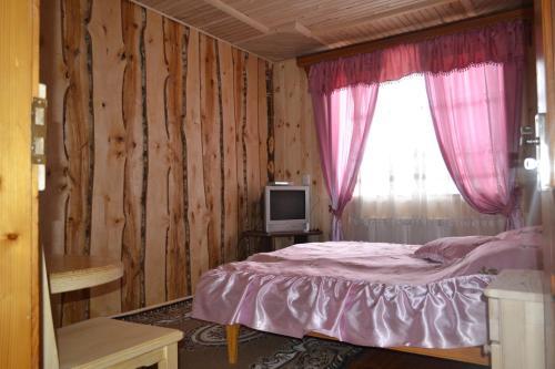 Hostal Sadyba Hatynka