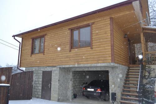 Hostal Sadyba Hatynka