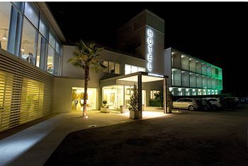 Yoda Hotel Horizon