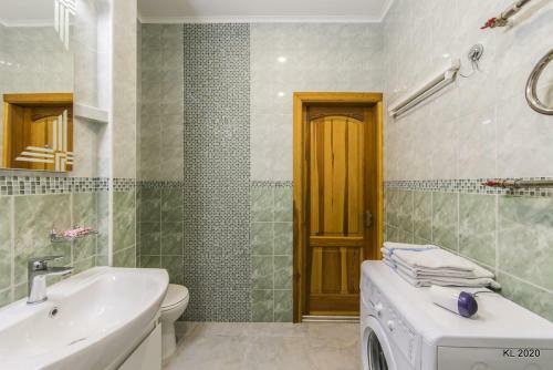 Apartamento Kiev Lodging