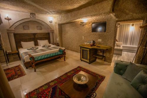 Posada Divan Cave House