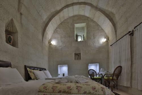 View Cave Hotel