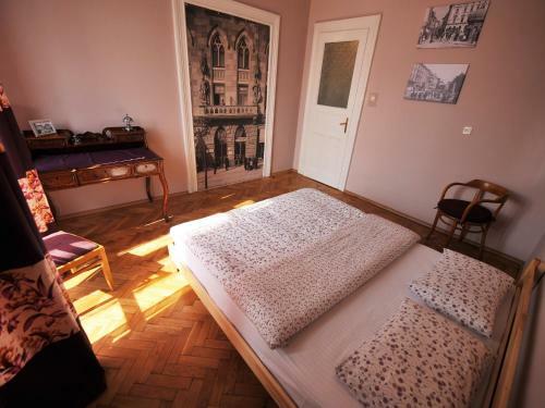 Halytska Street View 4-room Apartment