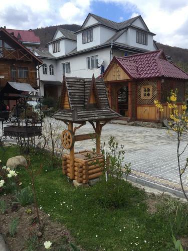 Lodge Guest House U Myrona