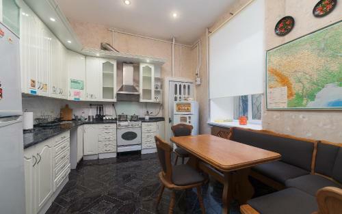 Babushka Grand Hostel