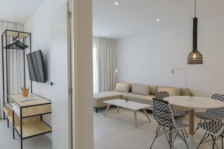 Hotel Hm Ayron Park Adults Only