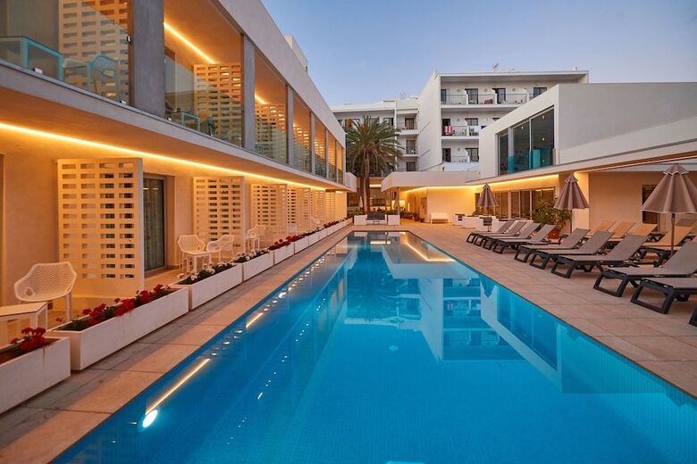 More Hotel