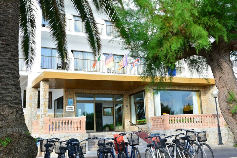 More Hotel