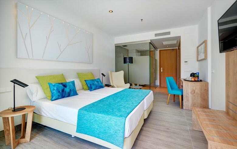 More Hotel