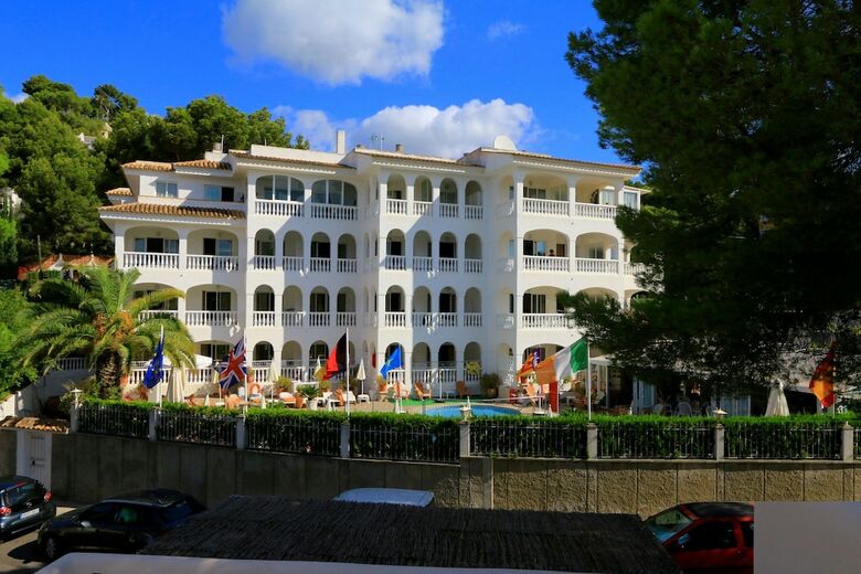 Apartamentos Atalaya Bosque