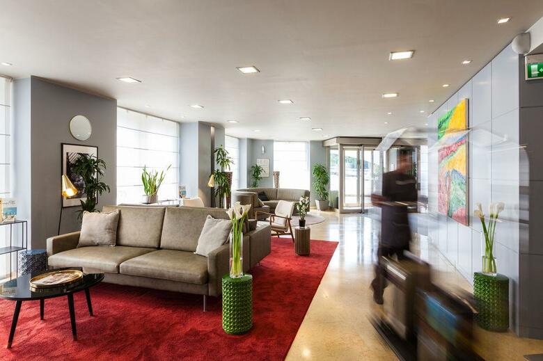 Hotel Holiday Inn Milan Garibaldi Station