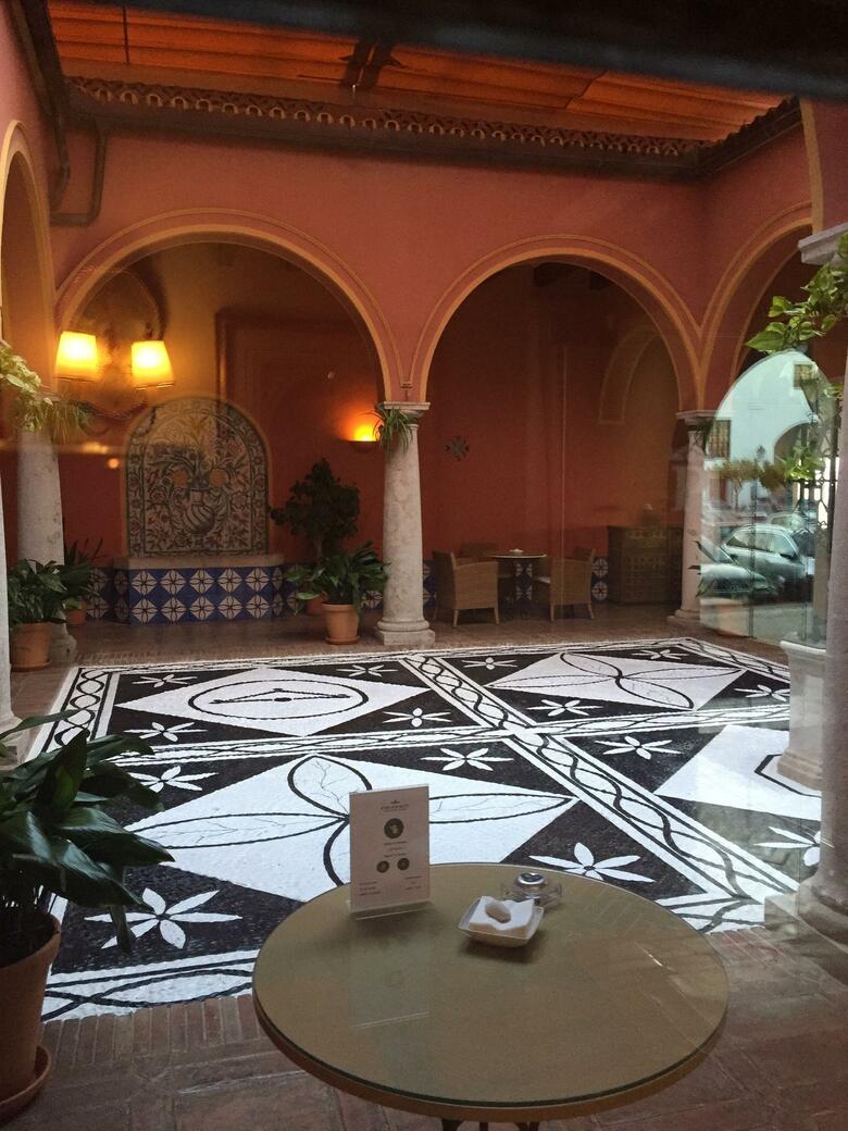 Hotel Parador De Arcos