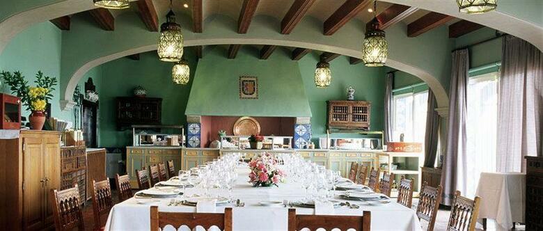 Hotel Parador De Arcos
